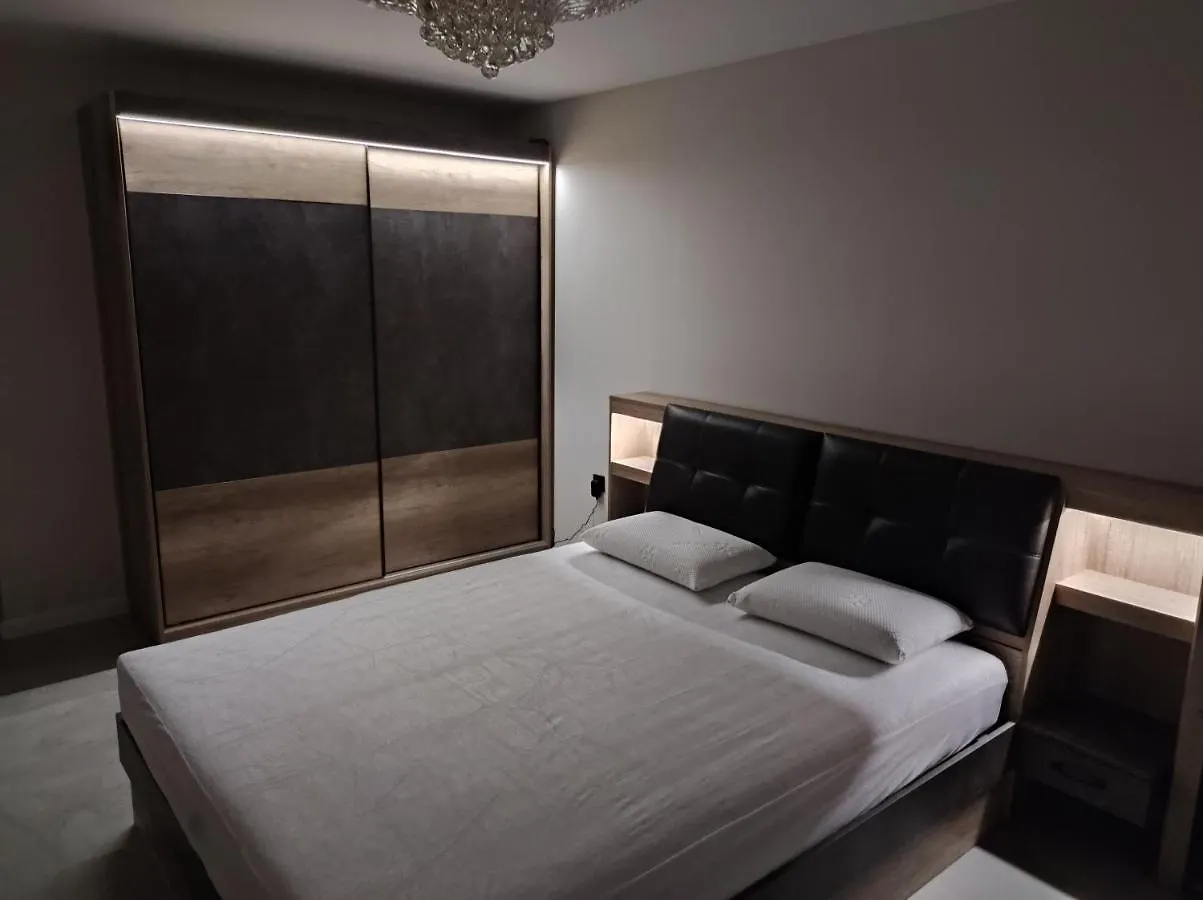 Top Apartment Sevi Varna