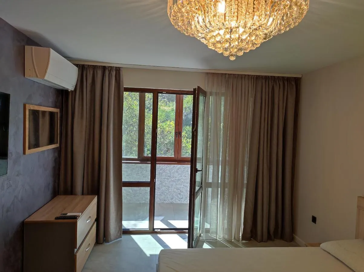 Top Apartment Sevi Varna