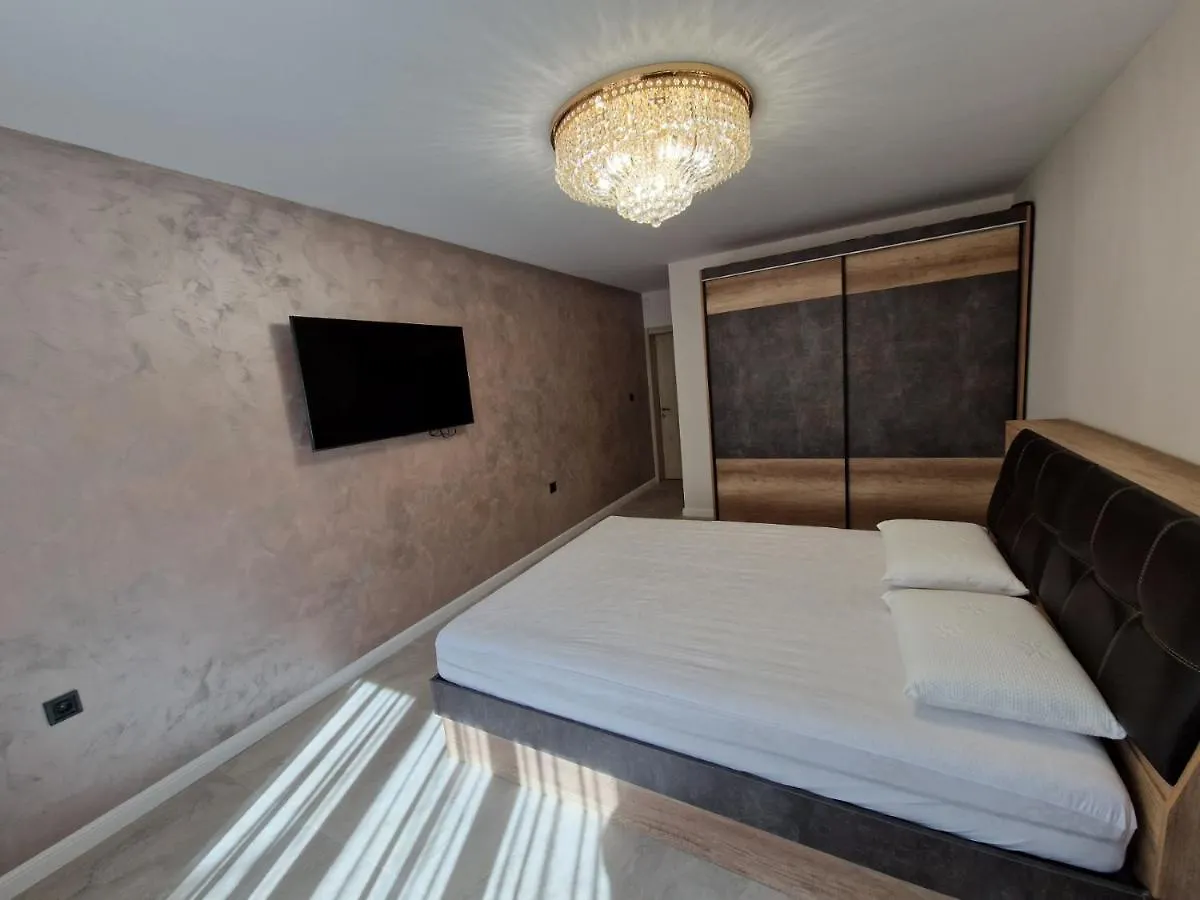 Top Apartment Sevi Varna