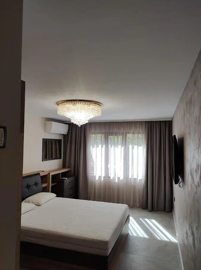 Top Apartment Sevi Varna