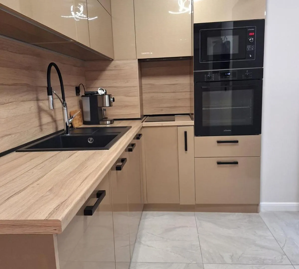 Top Apartment Sevi Varna 0*,